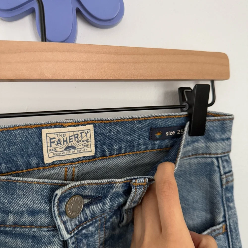 Faherty 25 Organic Cotton Slim Straight Denim Lakewood Wash Mid Rise - Picture 3 of 9